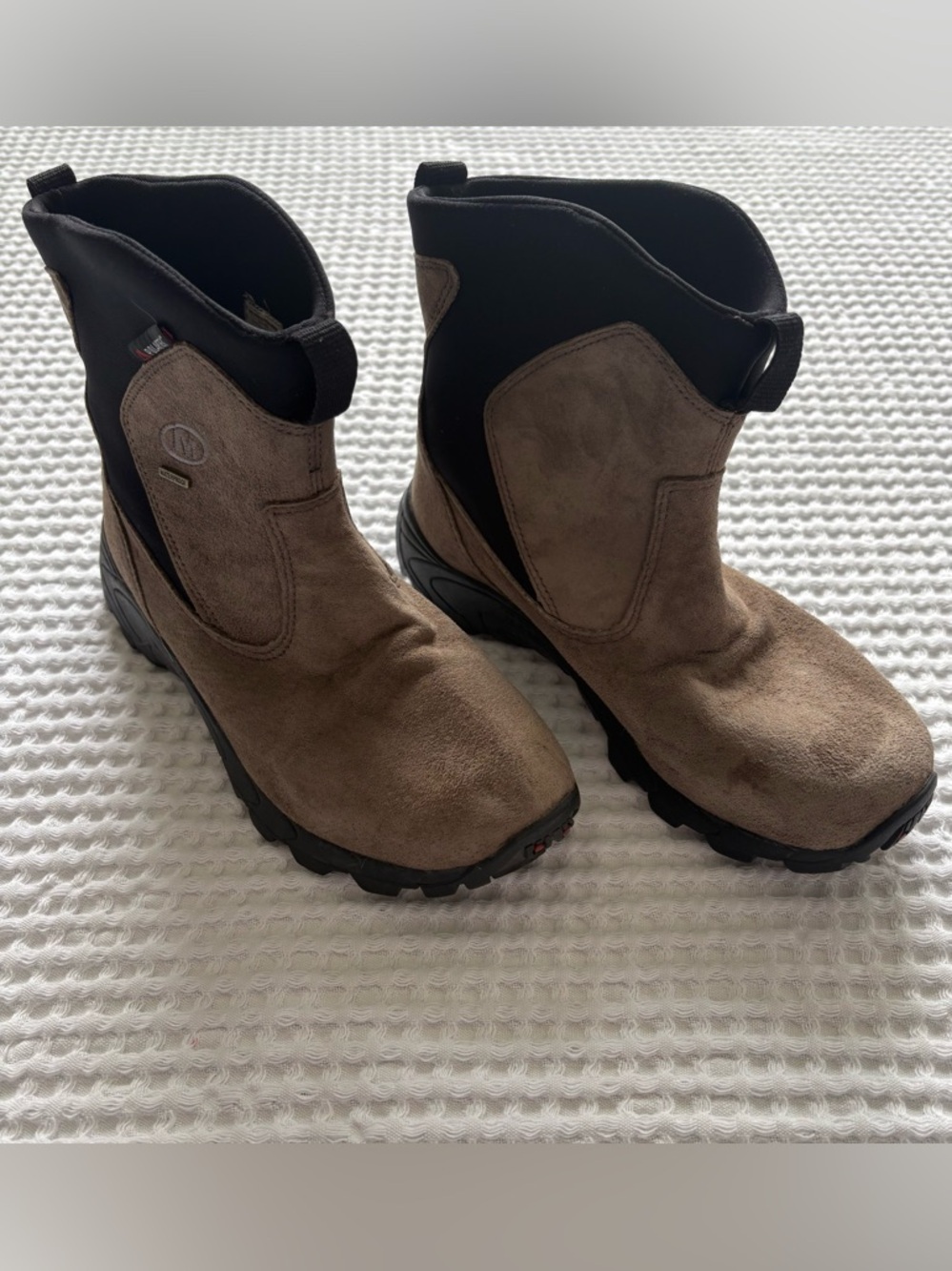 Merrell Tundra Waterproof Boots Gunsmoke Suede Hiking Outdoor Winter Youth 4.5